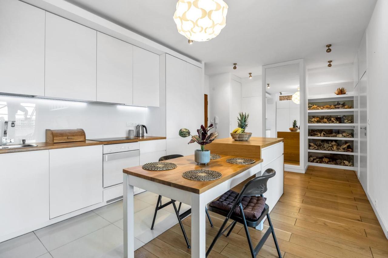 Spacious 2 Bedroom Ac Dalanowska 46 Varşova Dış mekan fotoğraf