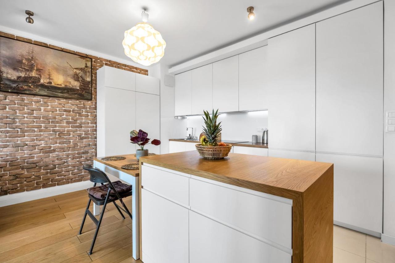 Spacious 2 Bedroom Ac Dalanowska 46 Varşova Dış mekan fotoğraf