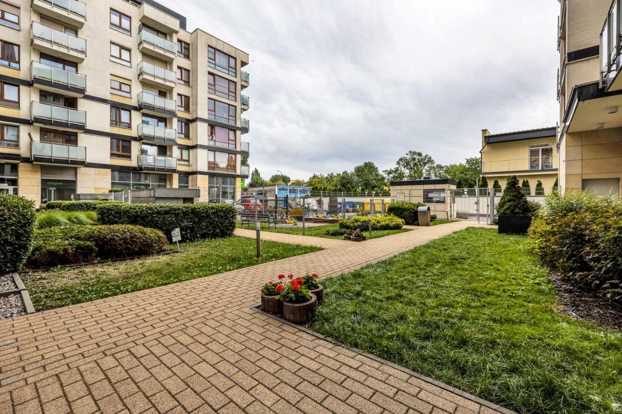 Spacious 2 Bedroom Ac Dalanowska 46 Varşova Dış mekan fotoğraf